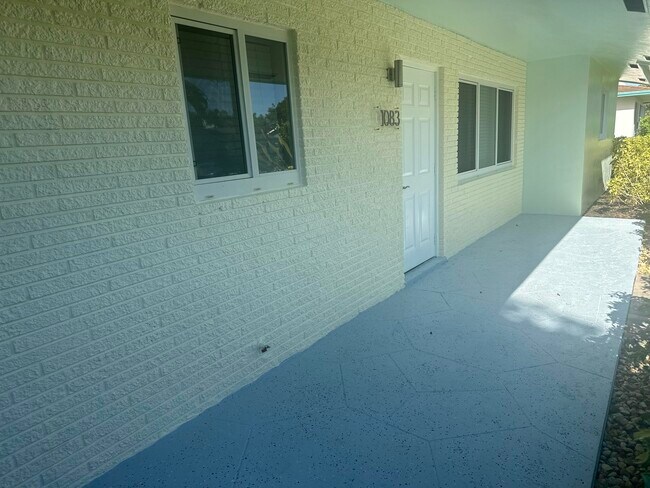 Building Photo - 1083 SW 25th Pl