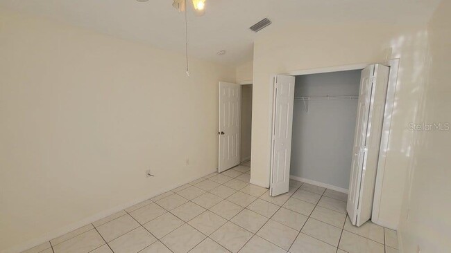 Building Photo - 2405 Condado Ct