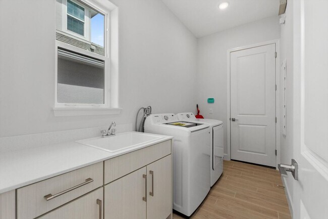 Building Photo - 107 Hampton Loop