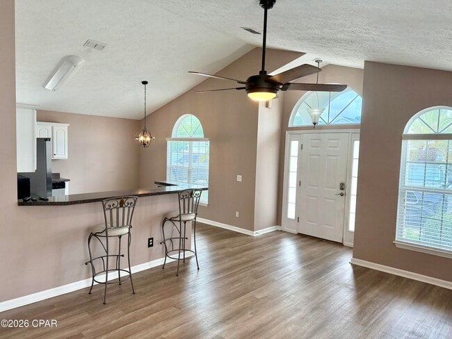 Building Photo - 11710 Seashore Ln