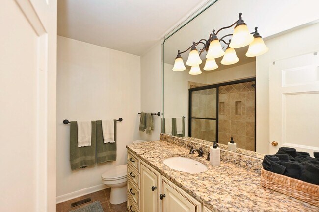 Building Photo - **RARE BRENTWOOD FIND, A MASTERCLASS IN ELEGANT SOUTHERN DESIGN**