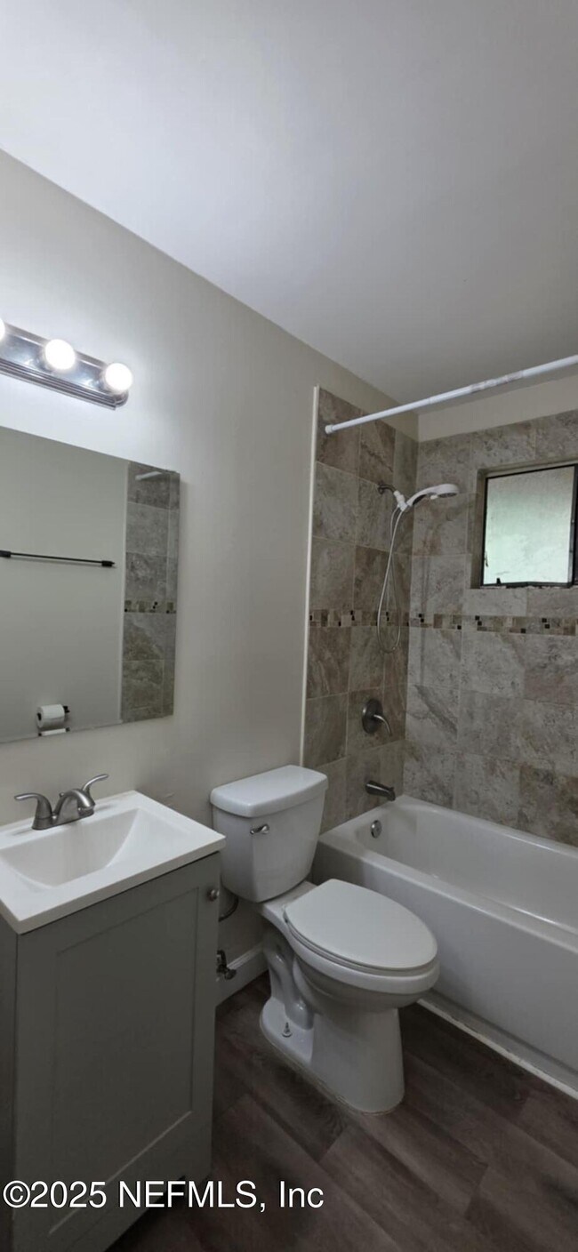 Building Photo - 5343 Westchase Ct