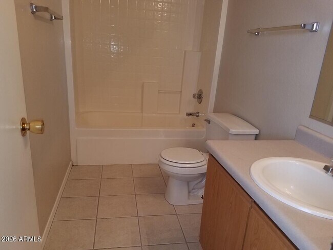 Building Photo - 11796 W Dahlia Dr