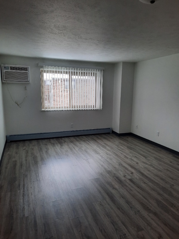 Building Photo - 2767 W Mason St