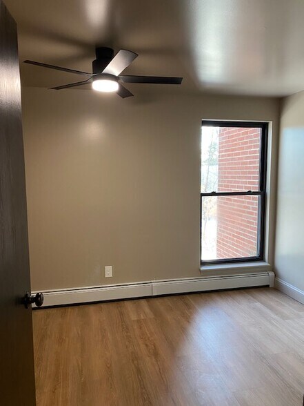 Building Photo - 20 Juniper Ln