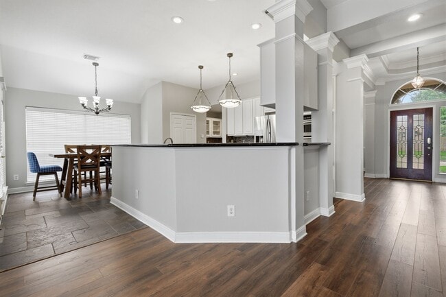 Building Photo - 13815 Wetherfield Ln