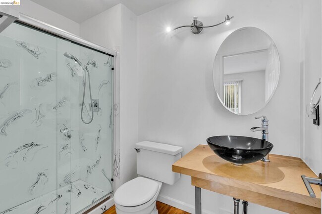 Building Photo - 909 Halite Way