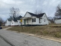 Building Photo - Now Available!! Fixer Upper! - $390 Month ...