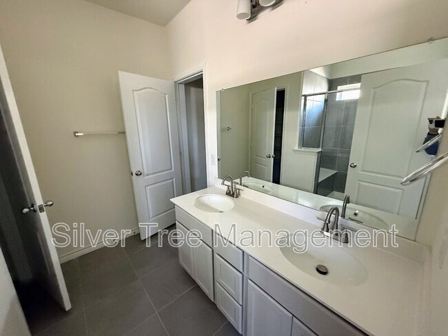 Building Photo - 117 Wild Onion Ln