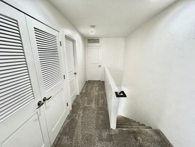 Upstairs Hallway - 3136 N Winstel Blvd