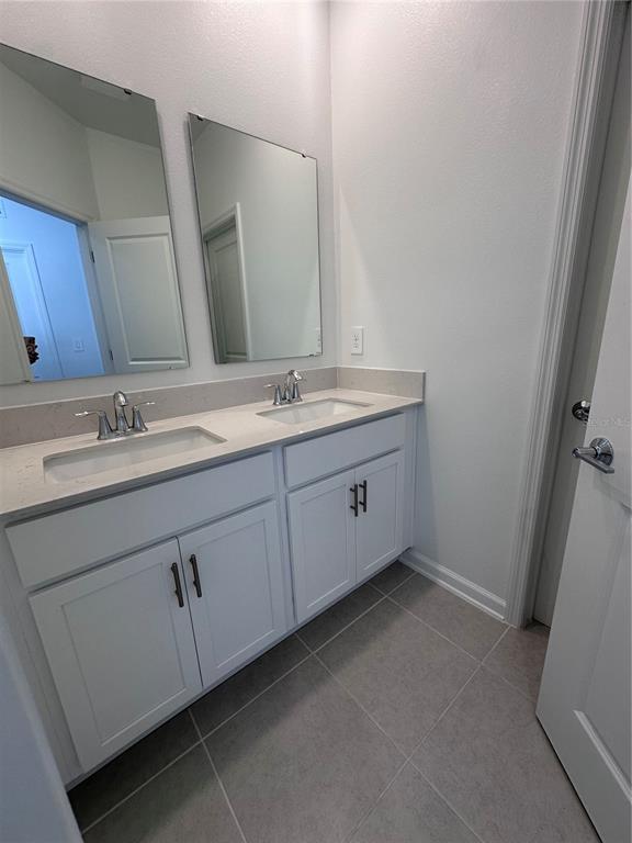 Building Photo - 1868 Bright Sky Dr