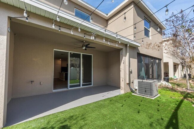 Building Photo - 424 Newmont Cir