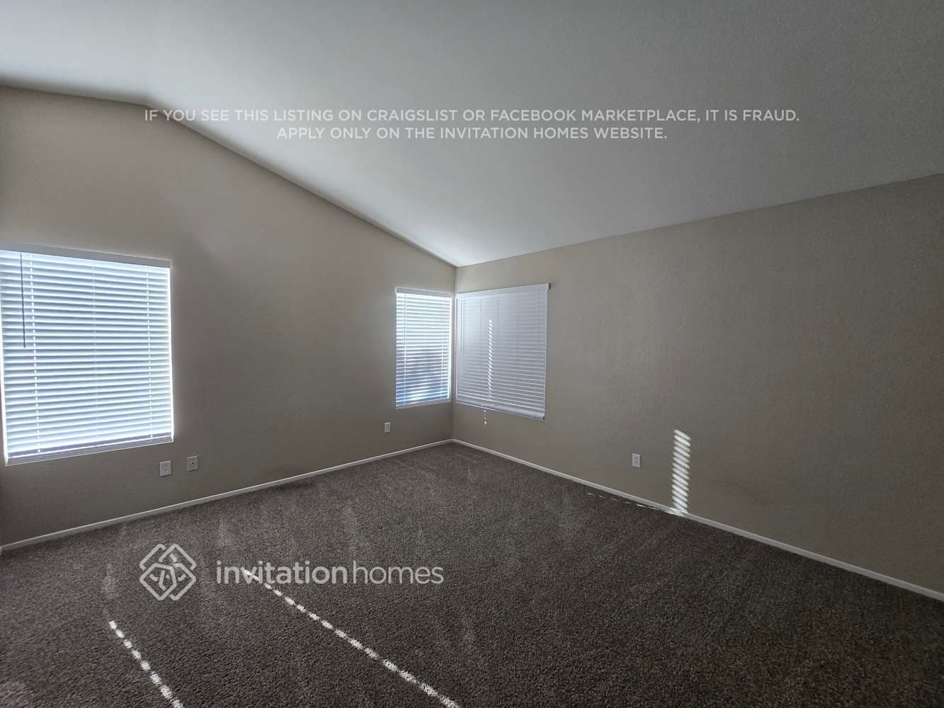 Building Photo - 5735 Indian Ridge Dr