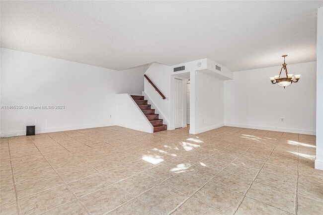Building Photo - 4700 SW 67th Ave