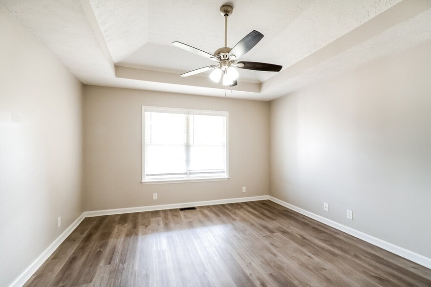 Building Photo - 5304 Sunnyvale Dr