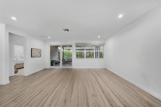 Building Photo - 10219 SW Corvus Ln