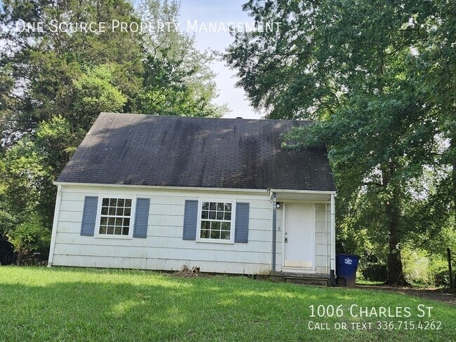 Building Photo - 1006 Charles St