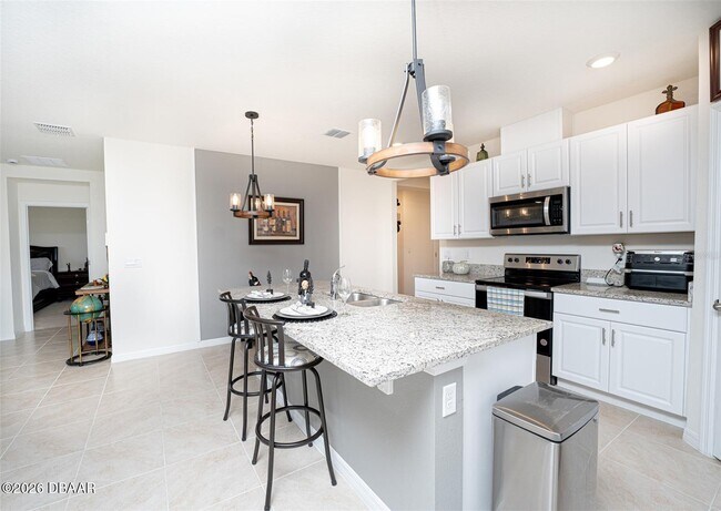 Building Photo - 1326 Middle Lk Dr