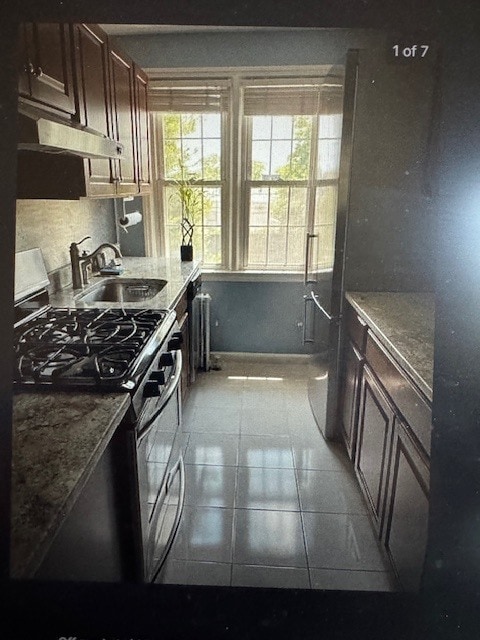 Building Photo - 2475 Summer St