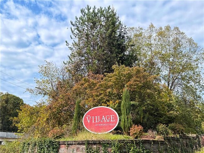 Building Photo - 203 Sonie Dr