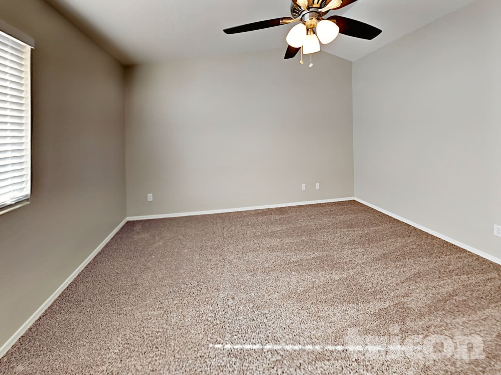 Building Photo - 6341 W Watkins St