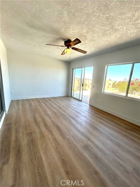 Building Photo - 70130 Cottonwood Dr