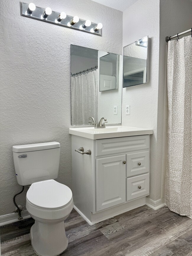 Building Photo - 7511 Seurat St