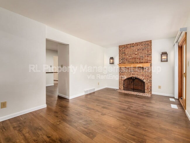 Building Photo - 1627 Keats Ct