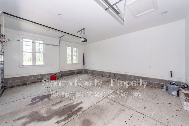 Building Photo - 5751 Old Jacksonboro Rd