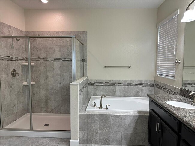 Building Photo - 7560 Bluejack Oak Dr