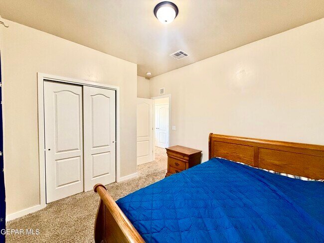 Building Photo - 13873 Sky Harbor Ave