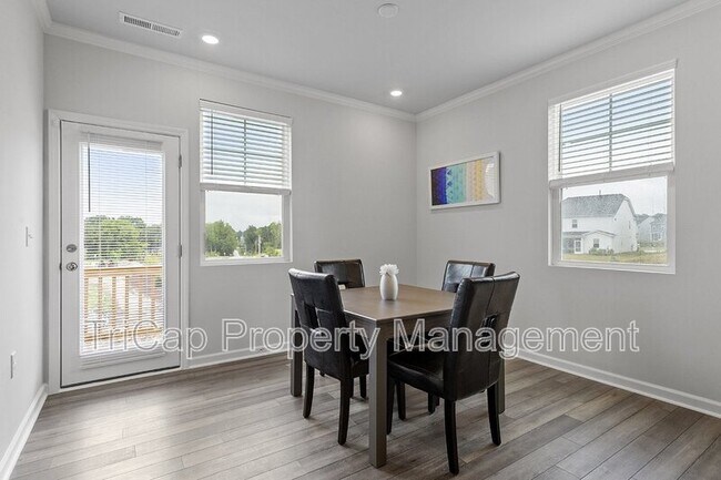Building Photo - 1723 Chirping Trl