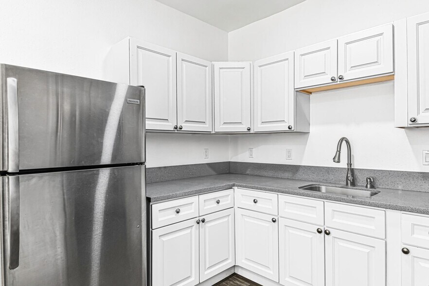 Building Photo - 1503 S Shenandoah St