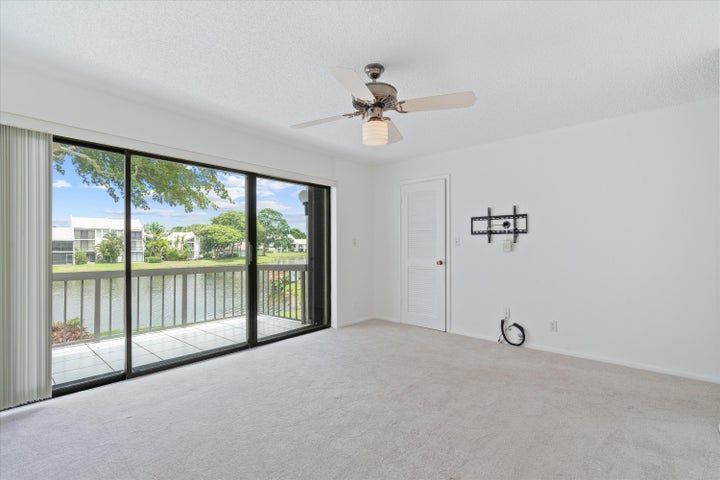 Building Photo - 609 Bridgewood Dr