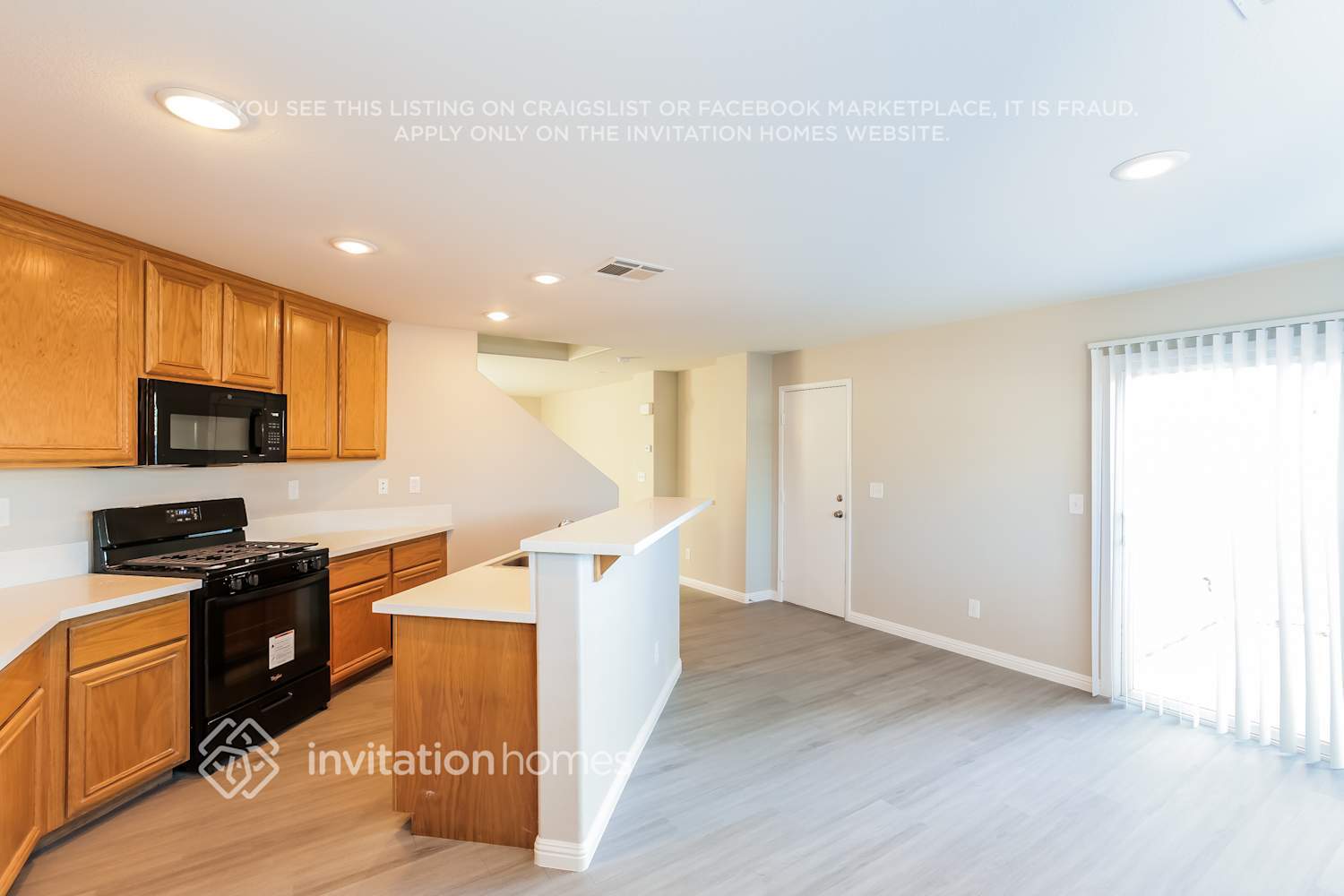 Building Photo - 4820 Golden Shimmer Ave