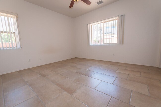 Building Photo - Large Corner Lot Home with 3 Bedrooms, 2 Baths, Central A/C, Washer & Dryer included!