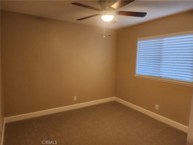 Building Photo - 157 S Ralph Rd