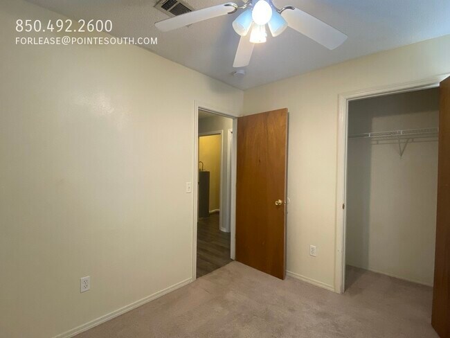 Building Photo - 504 Ashwood Ln
