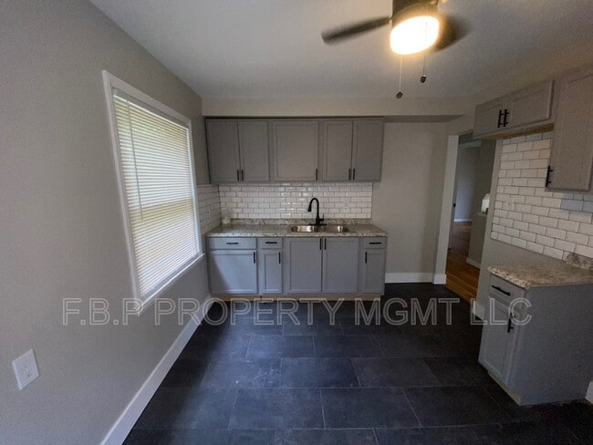 Building Photo - 20255 Anglin St