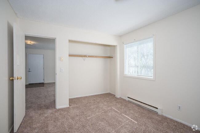 Interior Photo - 1105 24th St NW