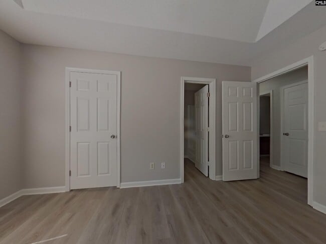 Building Photo - 13 Sutters Mill Ct