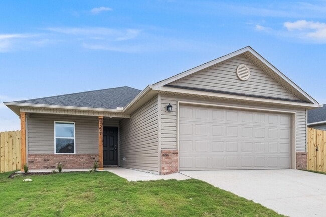 Building Photo - Sleek New Construction in Fayetteville