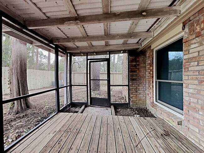 Building Photo - 3234 Old Chapel Dr