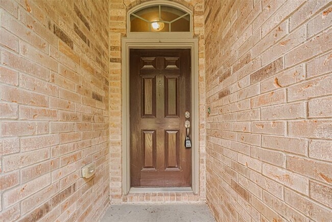 Building Photo - 18302 Red Oak Manor Ln