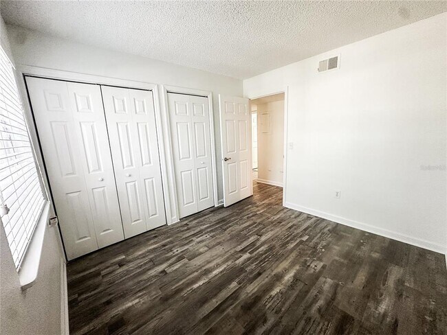 Building Photo - 2500 Winding Creek Blvd
