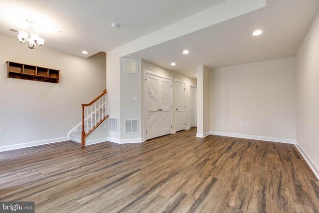 Building Photo - 7656 Telamon Wy