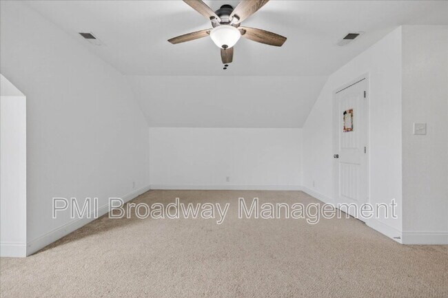 Building Photo - 1264 Black Oak Cir