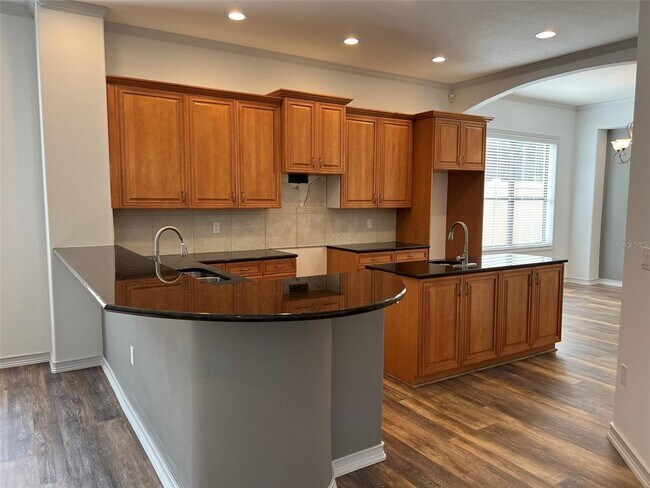 Building Photo - 5279 Visionary Ct