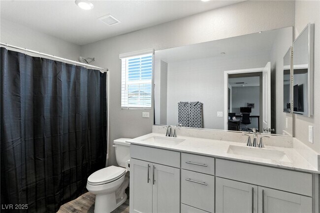 Building Photo - 3243 Avernus Ave