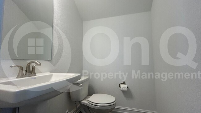 Building Photo - 244 Kistler Dr